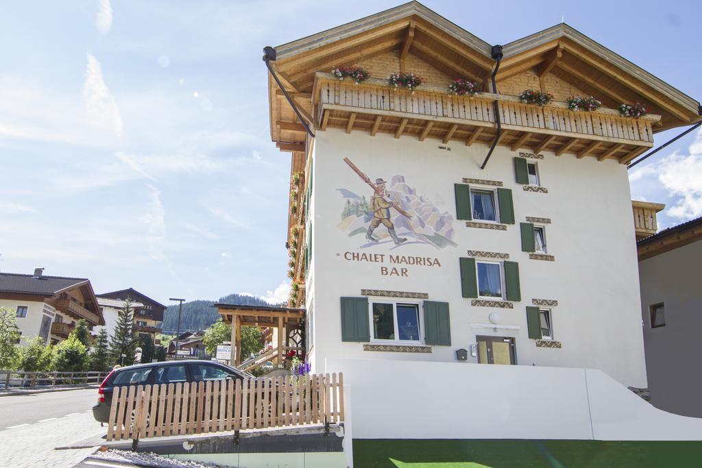 קורברה אין בדיה Chalet Madrisa מראה חיצוני תמונה