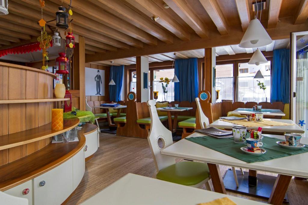 קורברה אין בדיה Chalet Madrisa מראה חיצוני תמונה